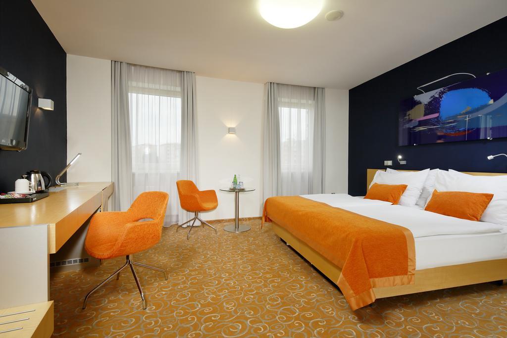 Orea Hotel Atrium Otrokovice Δωμάτιο φωτογραφία
