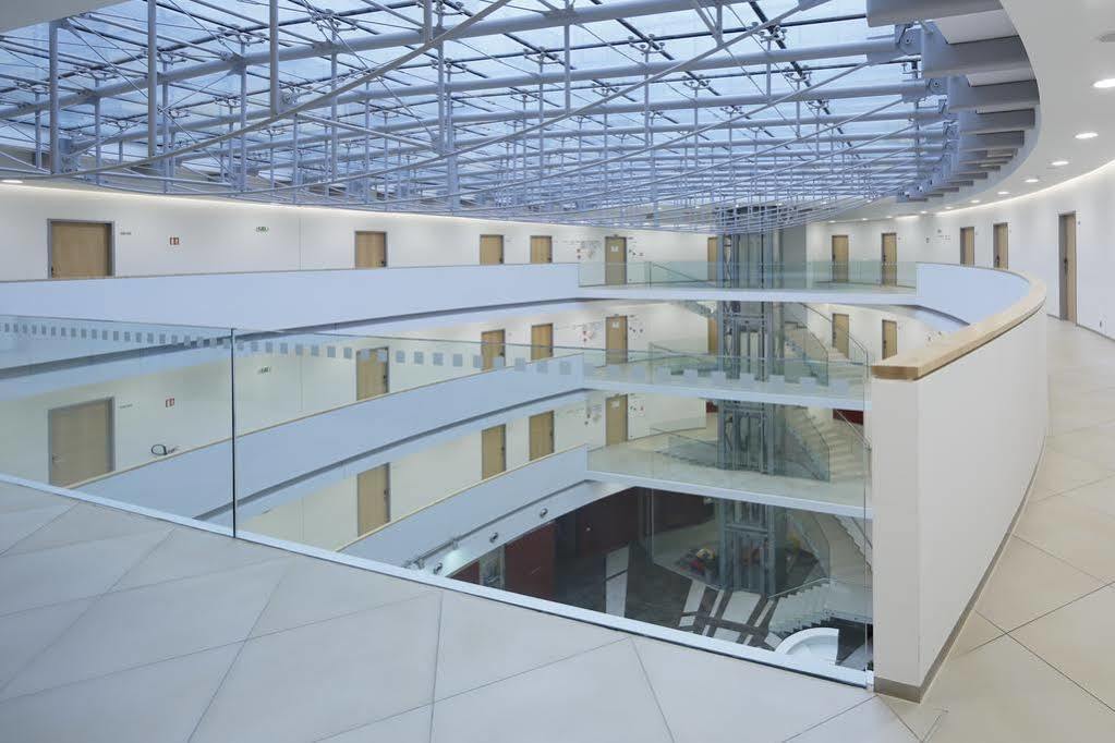 Orea Hotel Atrium Otrokovice Εξωτερικό φωτογραφία